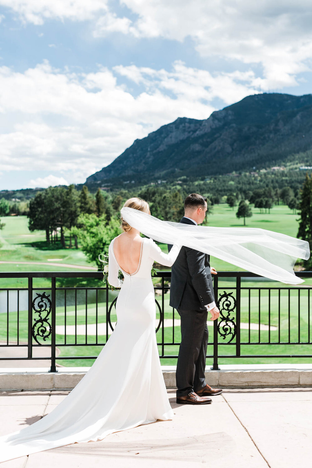 The Broadmoor Wedding Photographer